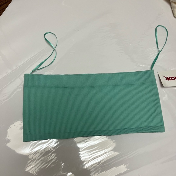 NWT ⚜️💚⚜️ Out from under bandeau mint color tube top size M/L - Picture 9 of 17